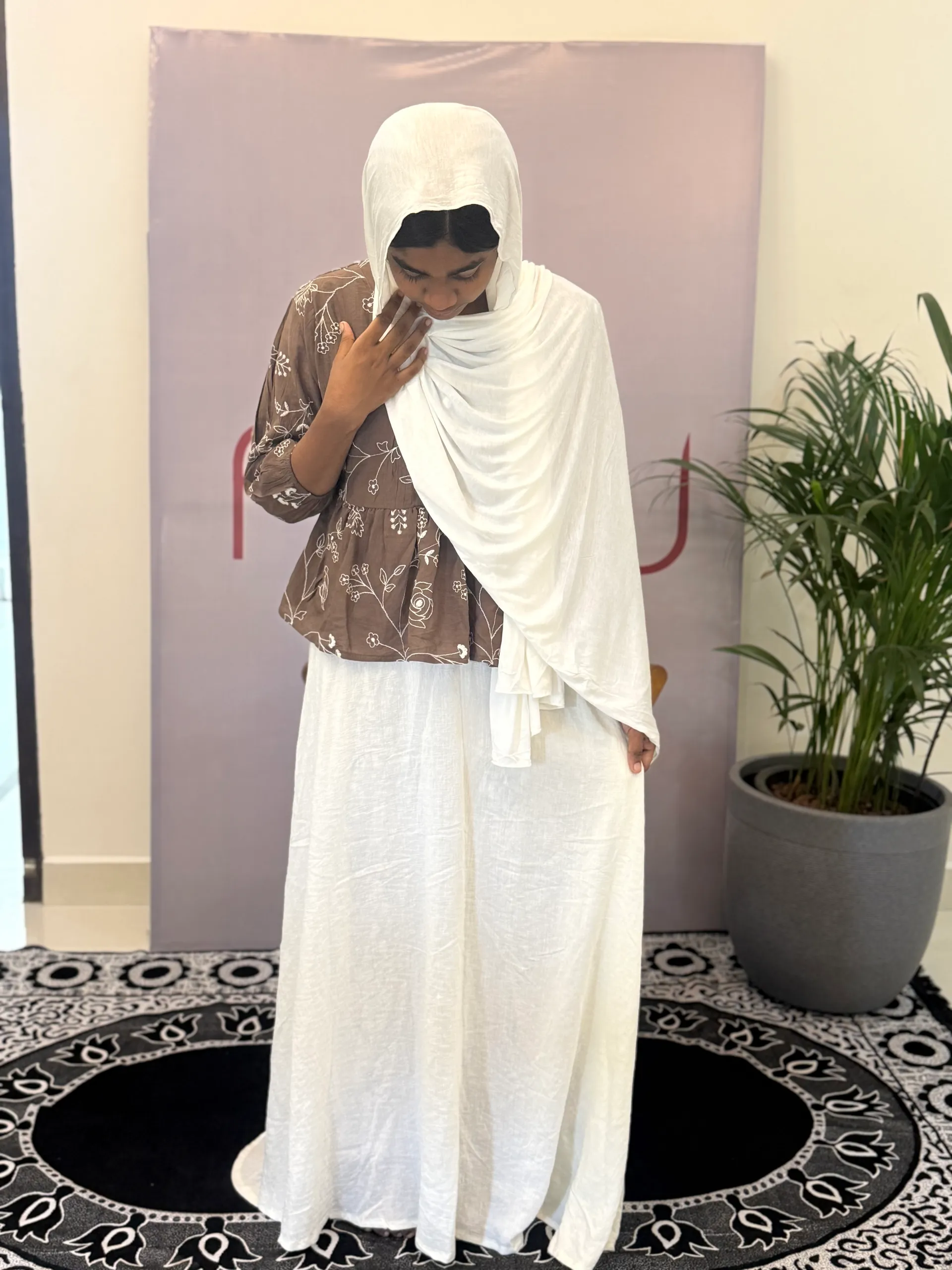 Zera Luxe-Offwhite Jersy Hijabs