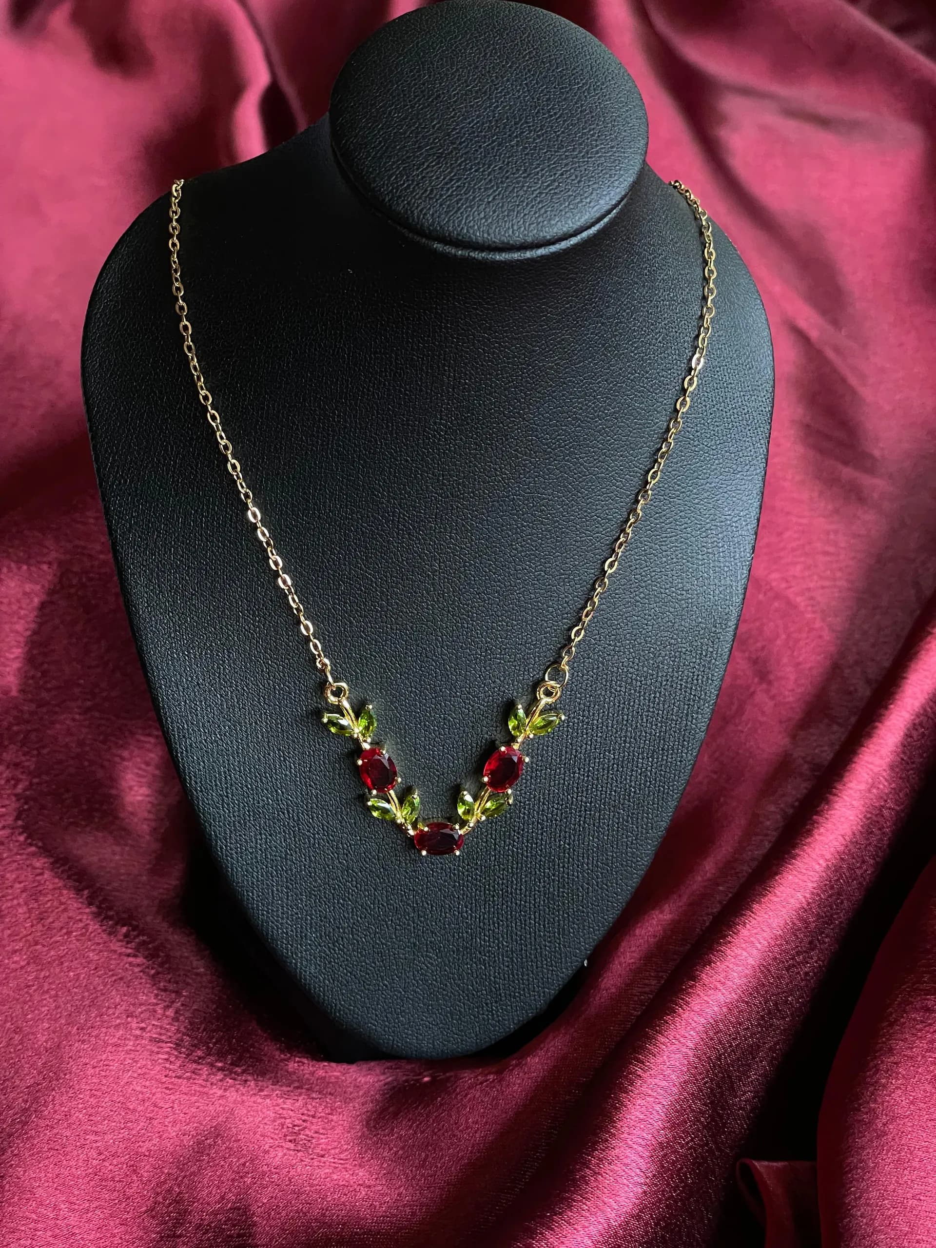 Tulip Necklace
